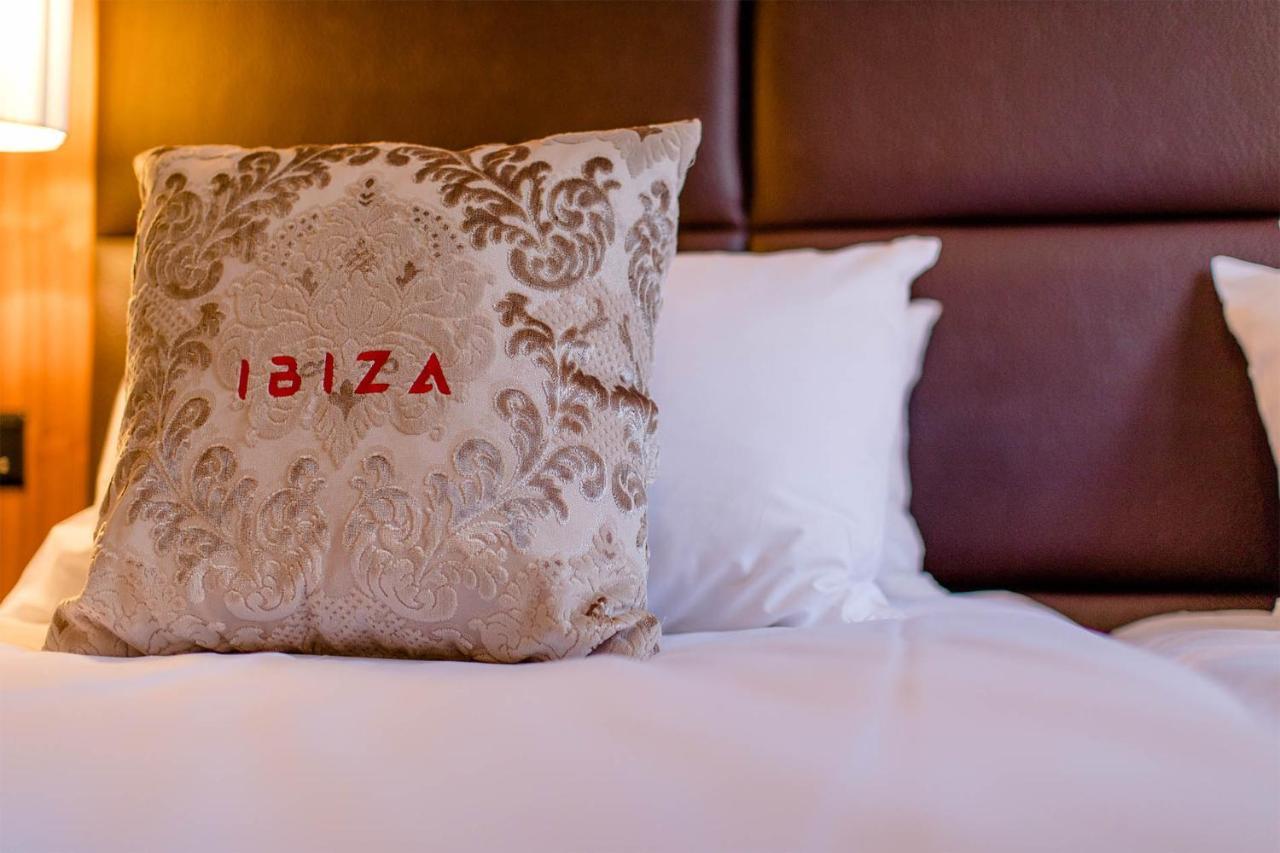 Madame Vacances Hotel Ibiza Les Deux Alpes Eksteriør billede